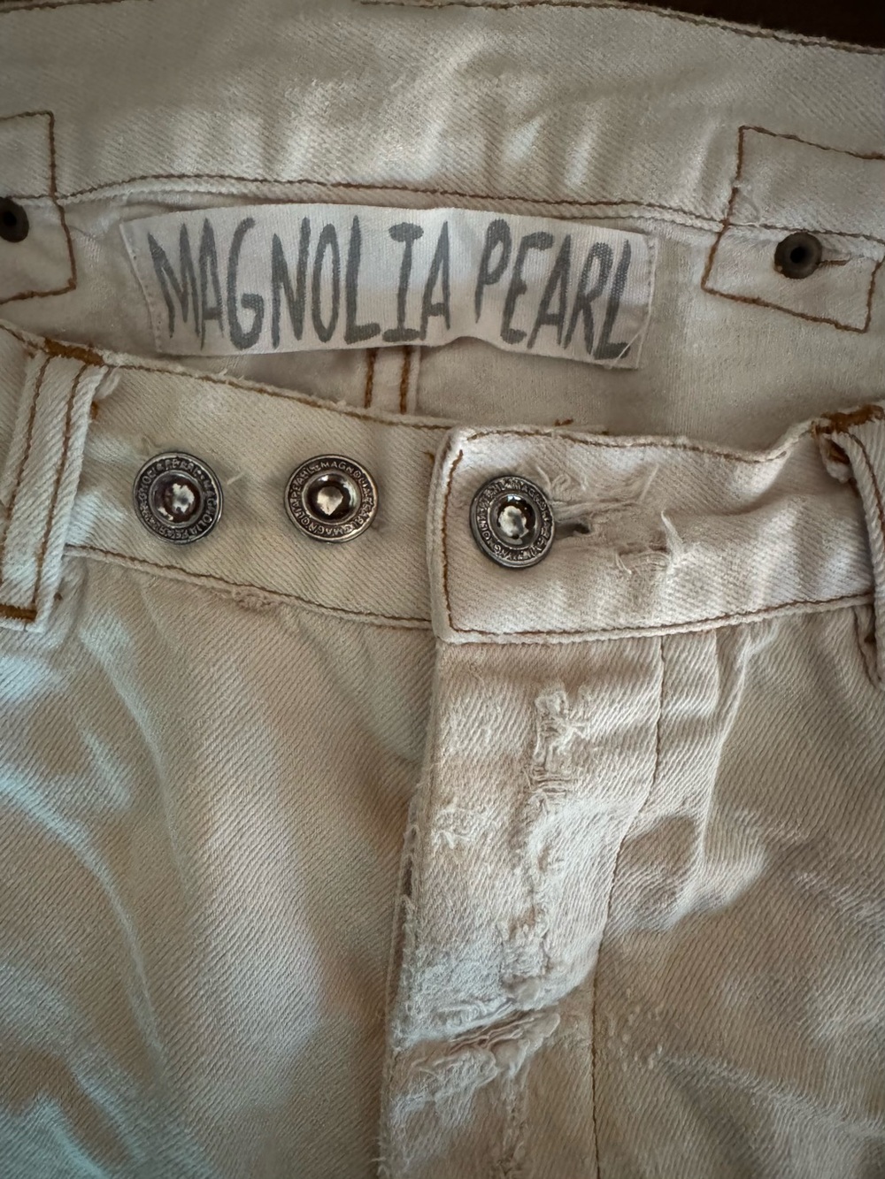 NWOT! Magnolia Pearl Miners denim in "Moonlight". Hard to find. OSFA - Picture 3 of 8